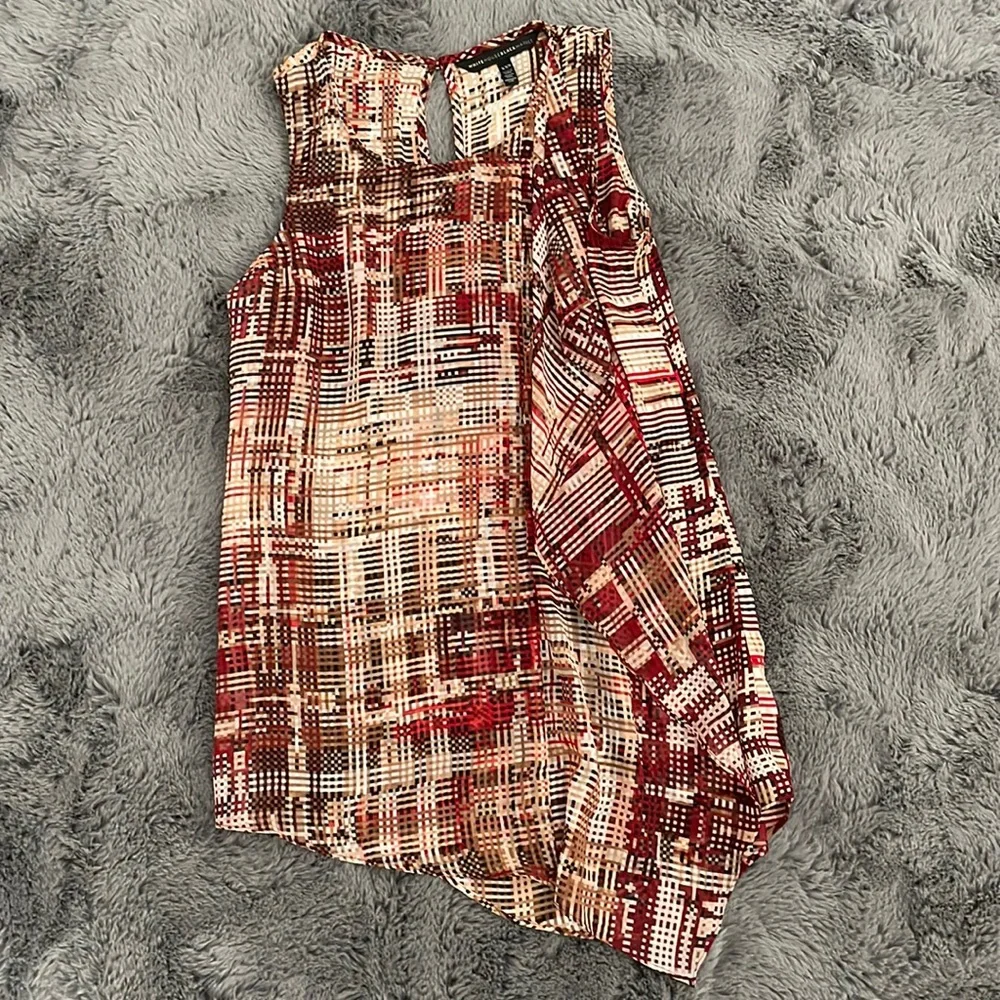 WHBM Shades of Red Cascading Asymmetrical Sleeveless Blouse - Picture 1 of 8